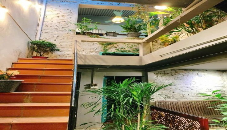 Cho thuê căn hộ TT Mặt Phố Huế (cách 5m) 76m2, 1.5 tầng, 2 ngủ chỉ 10 Triệu, ở GĐ kết hợp KD on